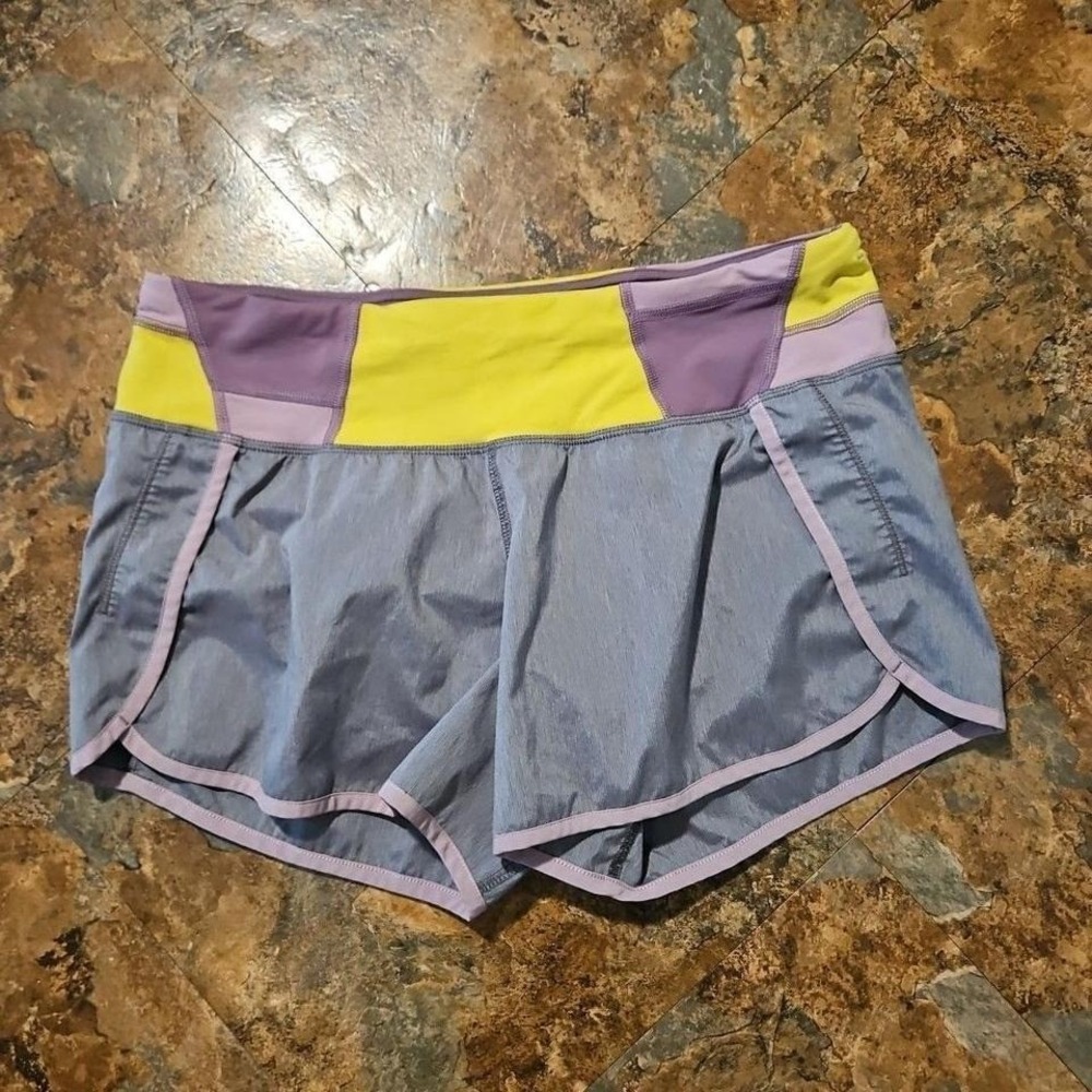 lululemon speed up shorts‎ gray size 6